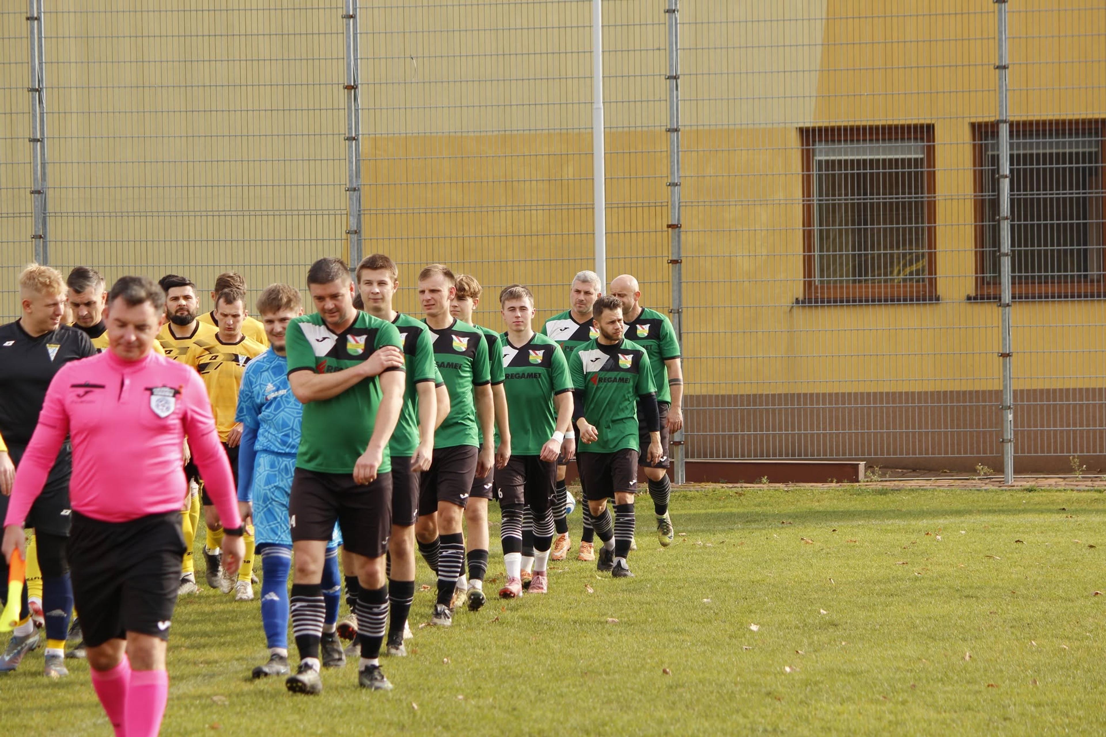 Mecz Czarnovia – LKS Nagoszyn przy Konarskiego 23
