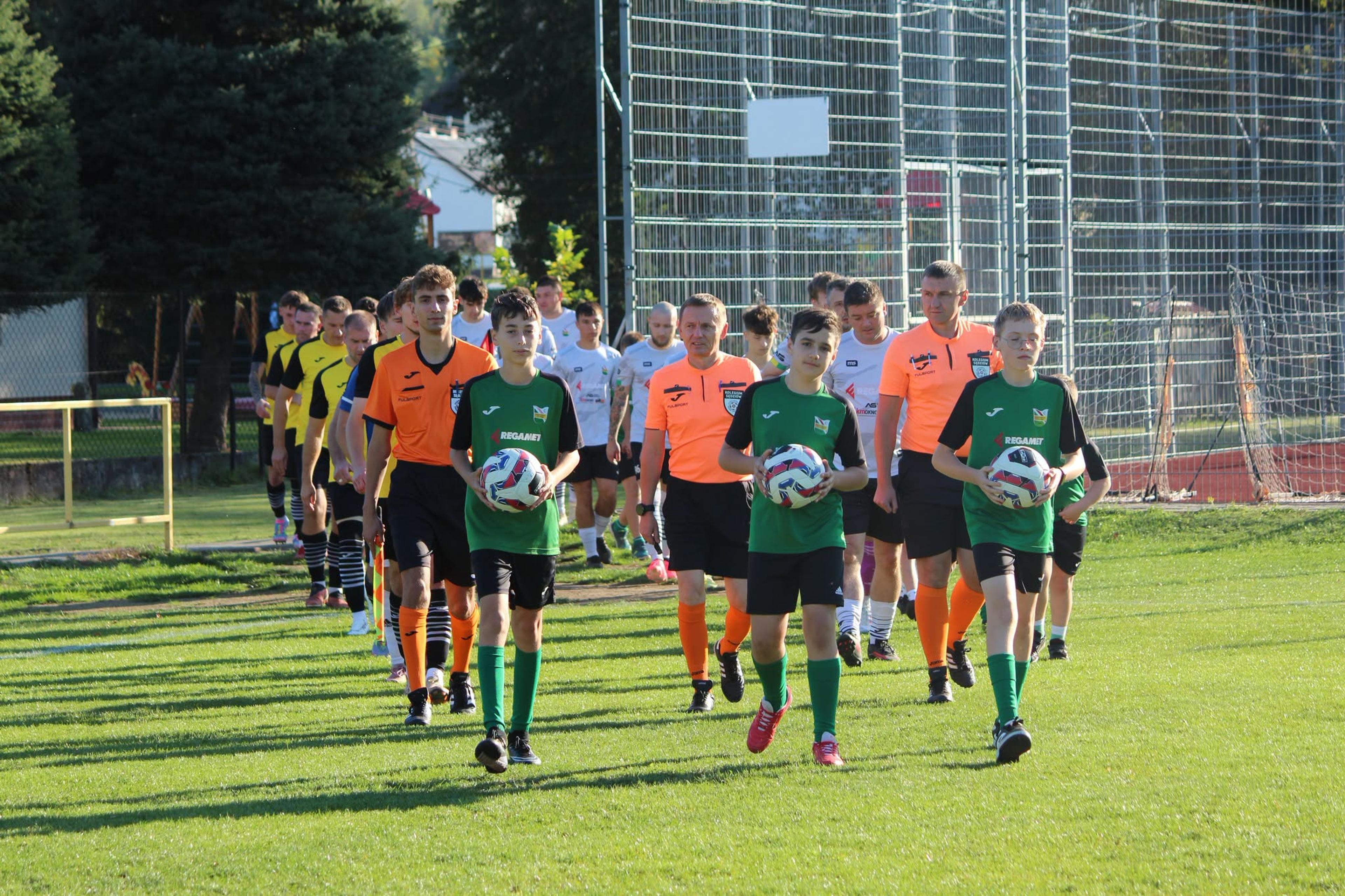 Mecz Czarnovia – LKS Żyraków przy Konarskiego 23