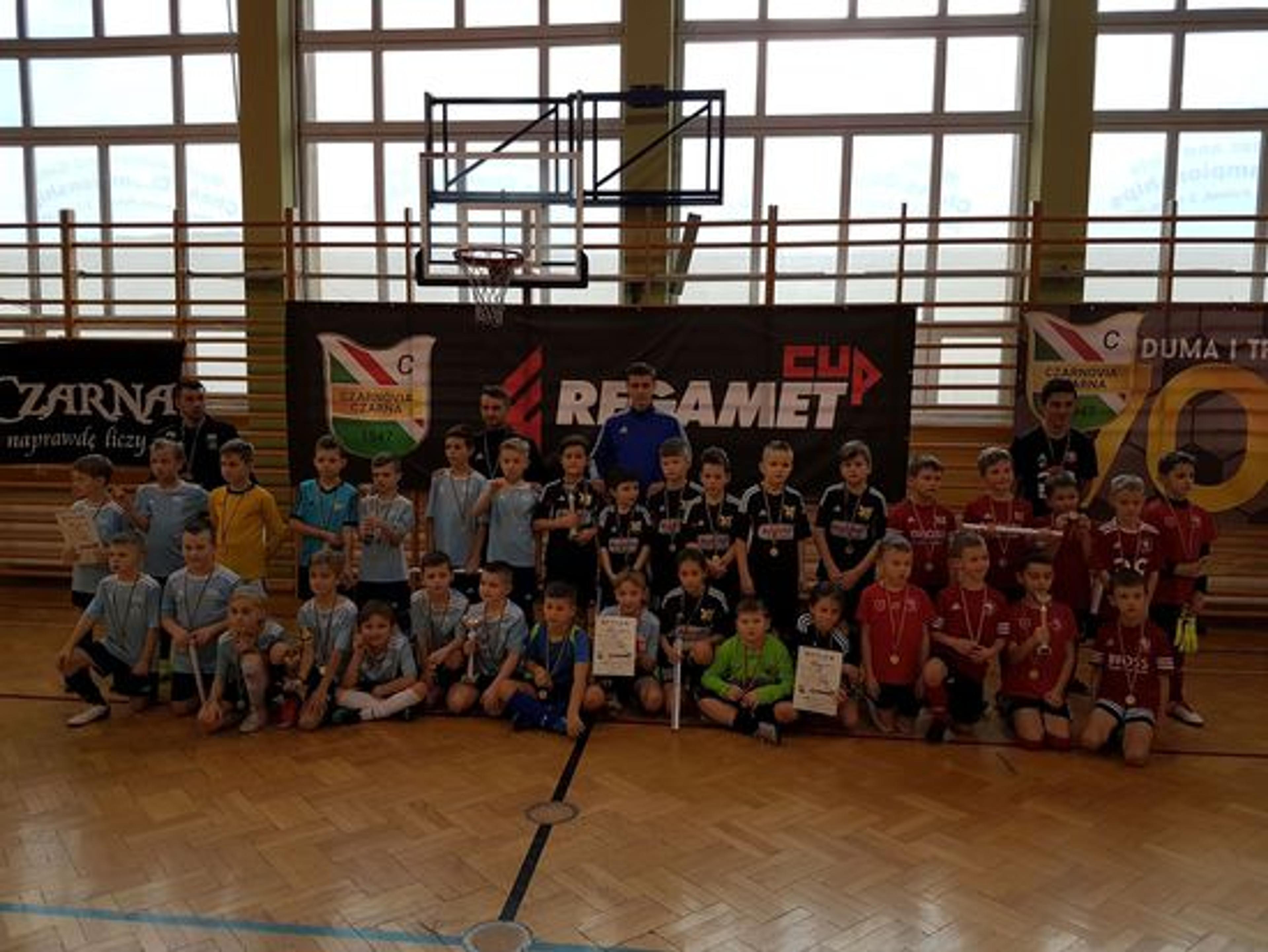 Srebro żaków w Regamet Cup!