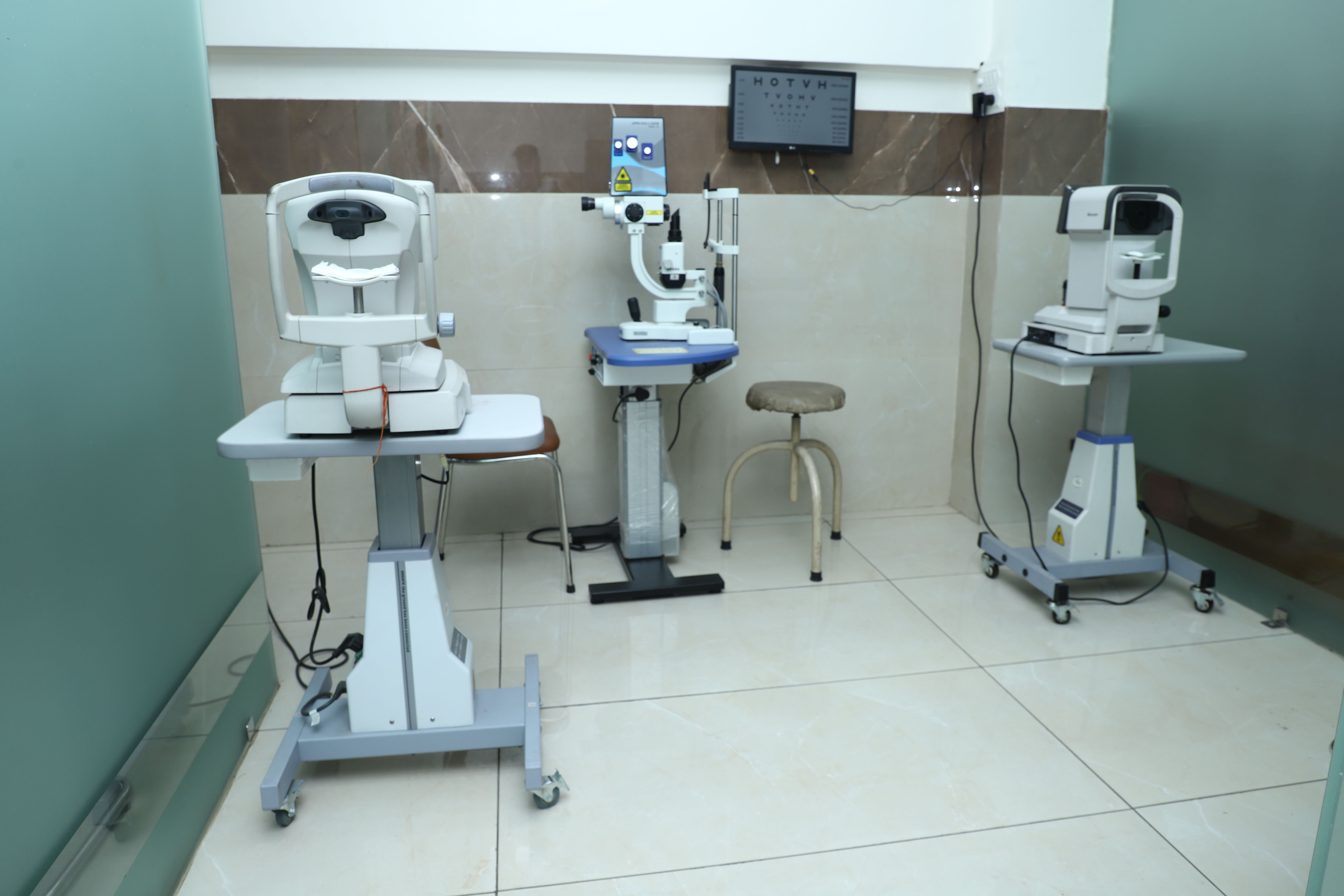 Dr Satinder Eye Care clinic gallery image 12