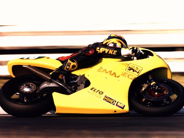 Cristian Caliumi in pista, Campionato Italiano 250cc 1998