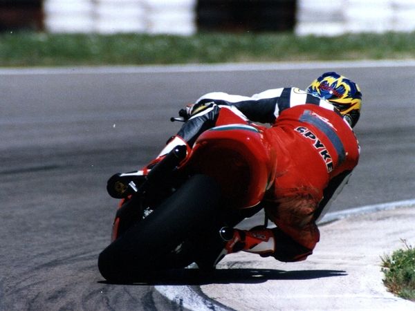 Cristian Caliumi in pista, Campionato Europeo 250cc 1998