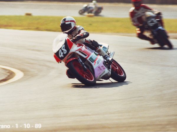 Cristian Caliumi in pista, Sport Production 1989