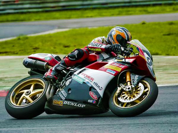Cristian Caliumi in pista, Superbike 2002