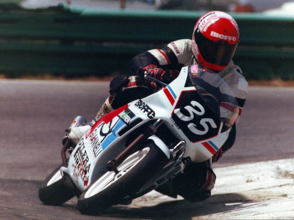 Cristian Caliumi in pista, Trofeo Gilera 1990