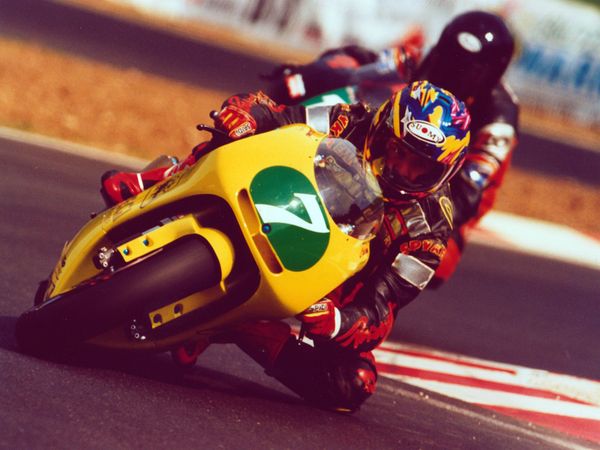 Cristian Caliumi in pista, Campionato Europeo 250cc 1998
