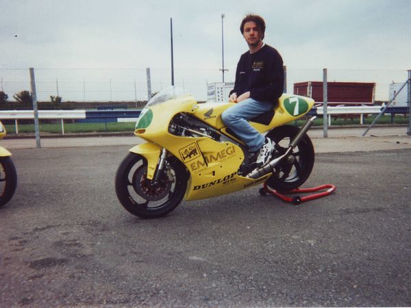 Cristian Caliumi in pista, Campionato Europeo 250cc 1998