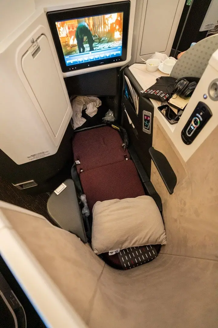 B777-200