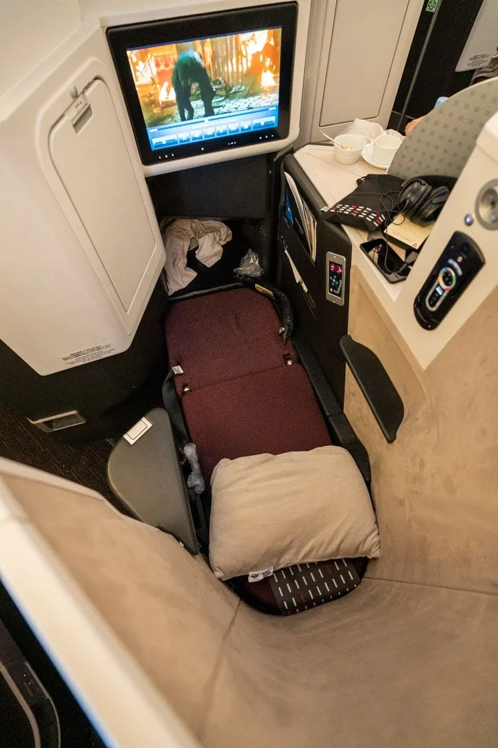 B777-200