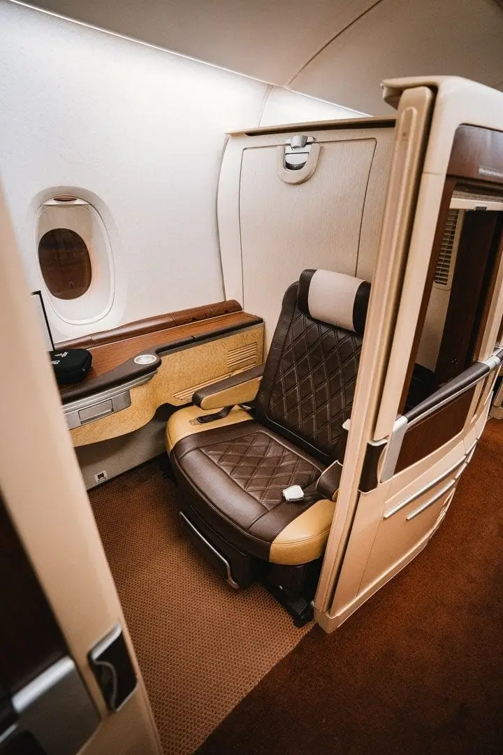 Fly Singapore Airlines First Class Australia to Paris