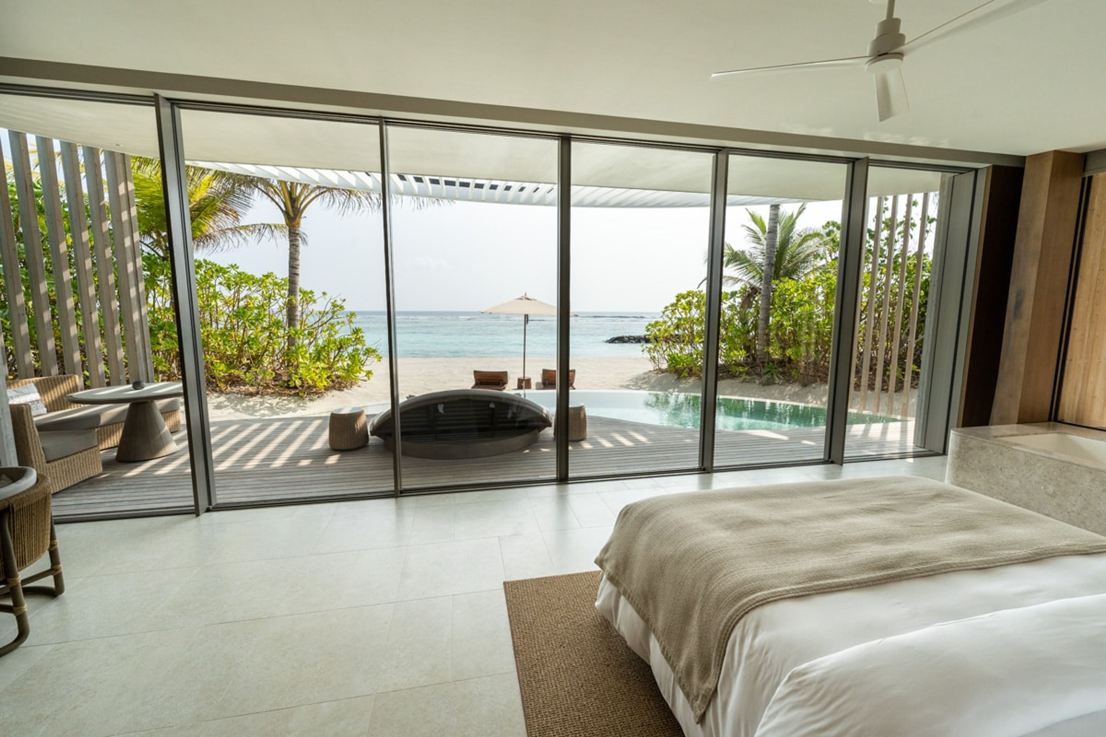 The Ritz-Carlton Maldives, Fari Islands