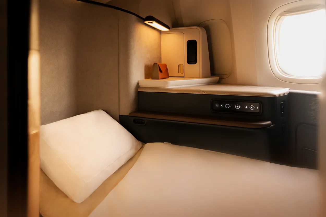 Cathay Pacific Aria Suite bed mode