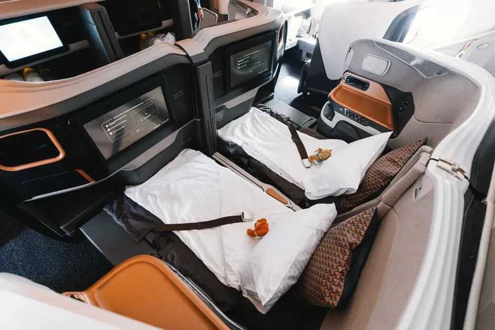 Singapore Airlines is bookable using Lifemiles.
