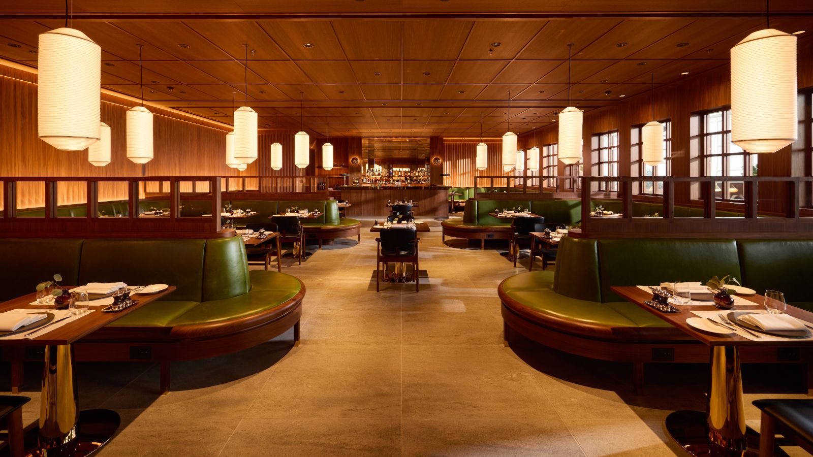 Review: Cathay Pacific The Wing First Class Lounge, Hong Kong