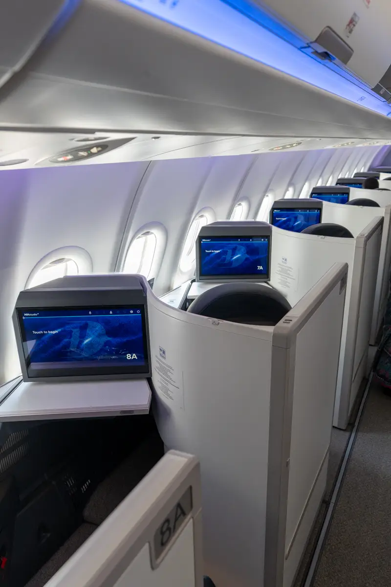 Review - Malaysia Airlines A330neo Business