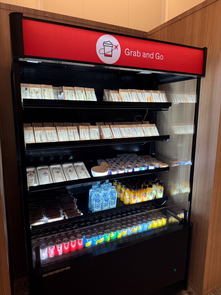 Qantas Club Hobart Review