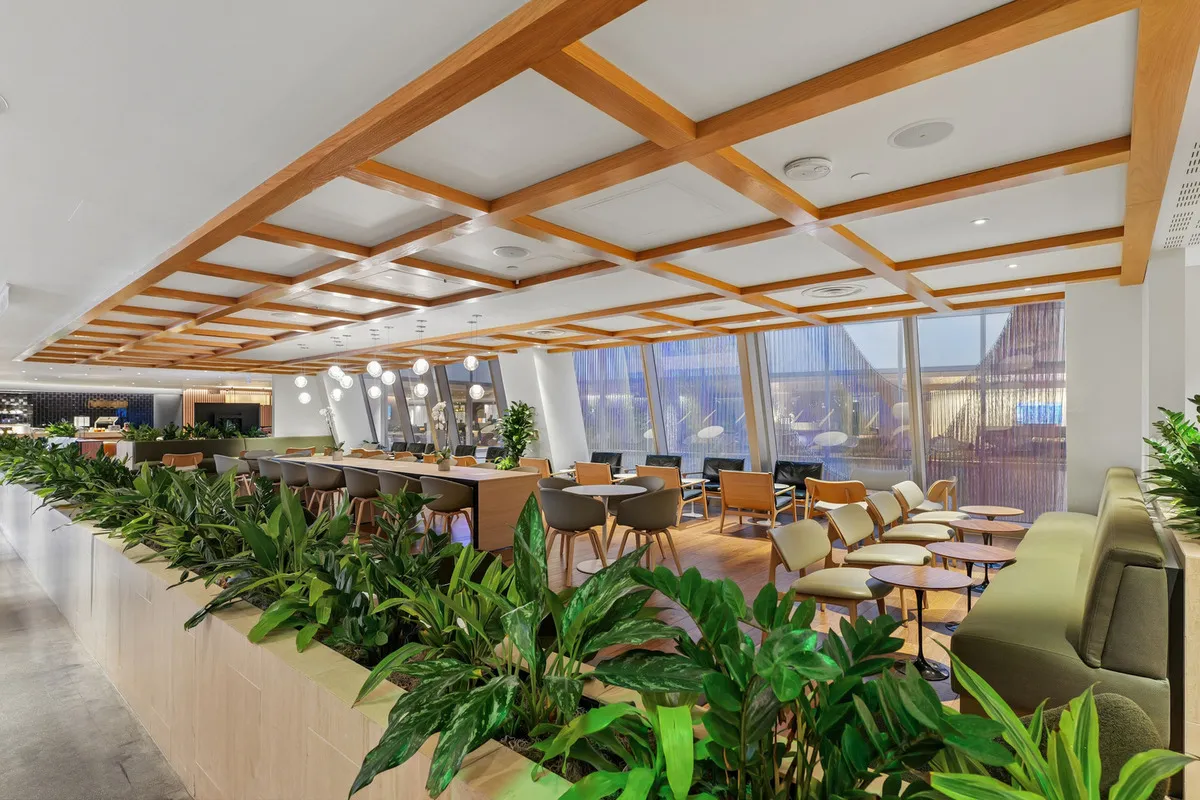 Qantas Los Angeles Business Lounge Receives Major Refresh