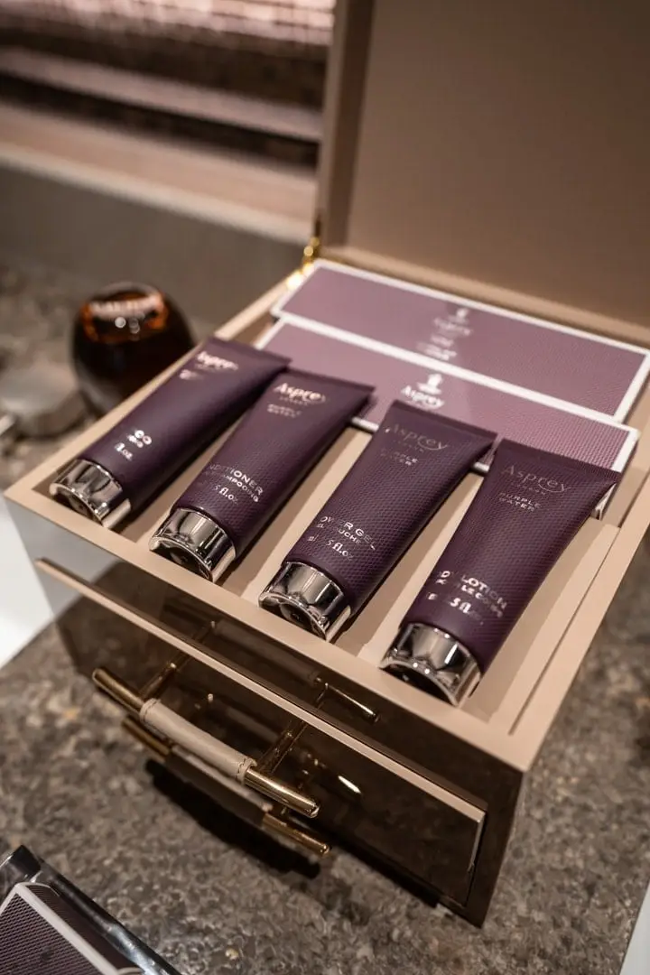 The Ritz Carlton