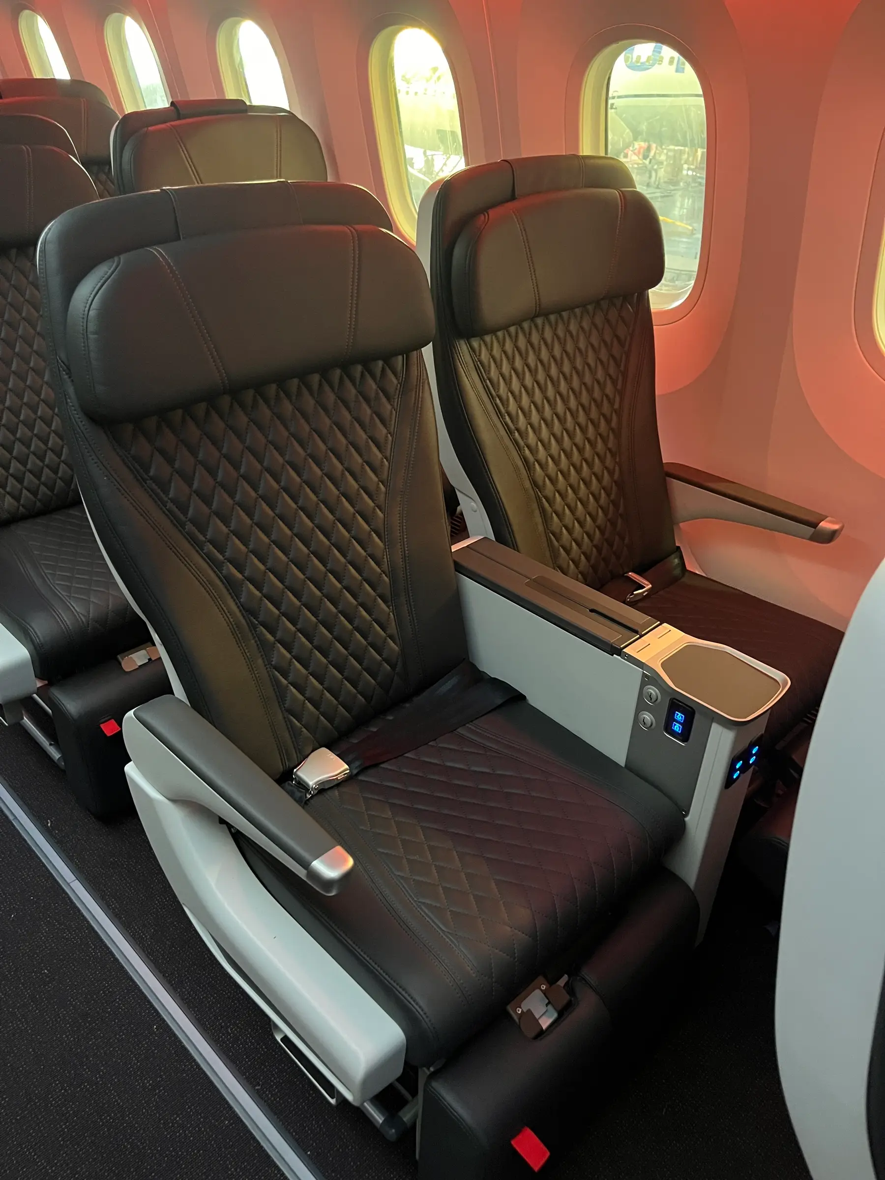 Jetstar's new 787 Business Class