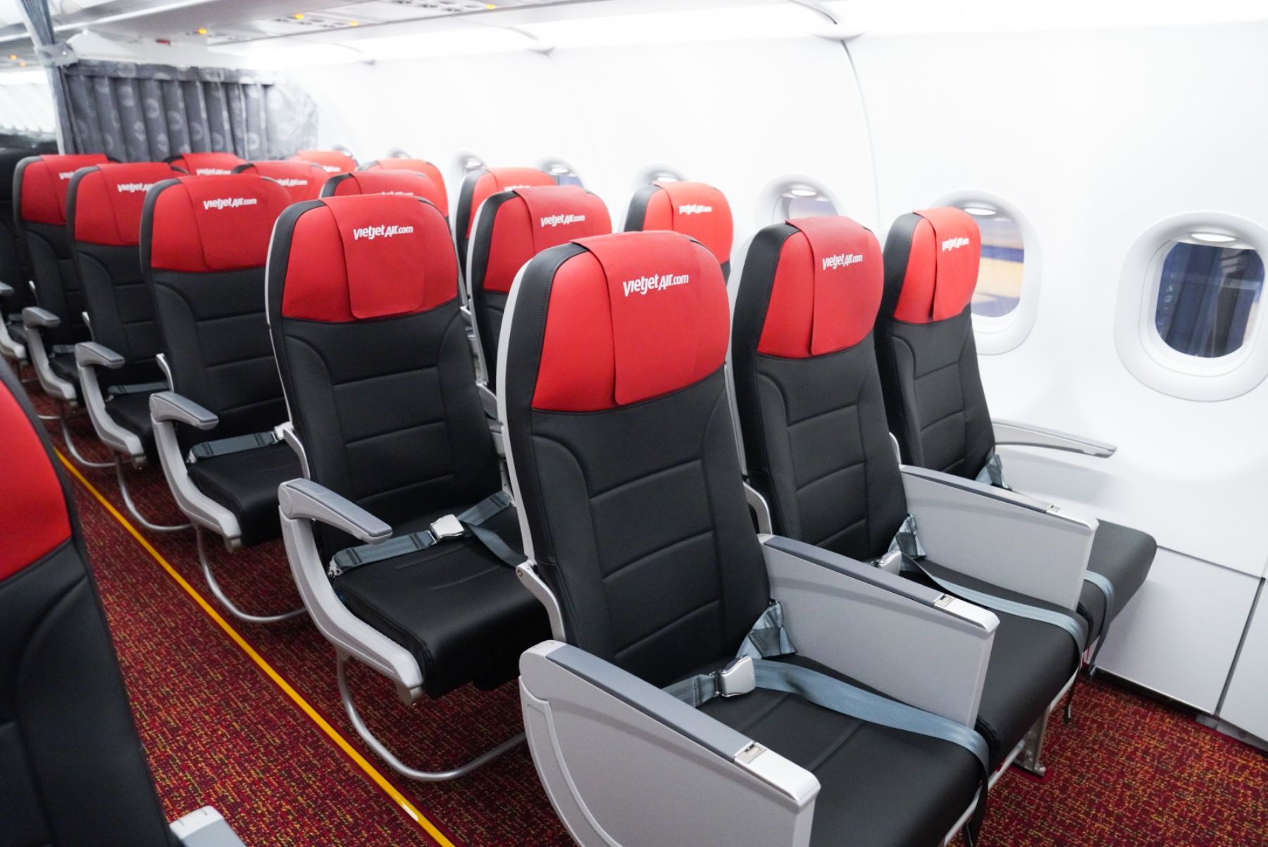 VietJet Airbus A321neo SkyBoss seating