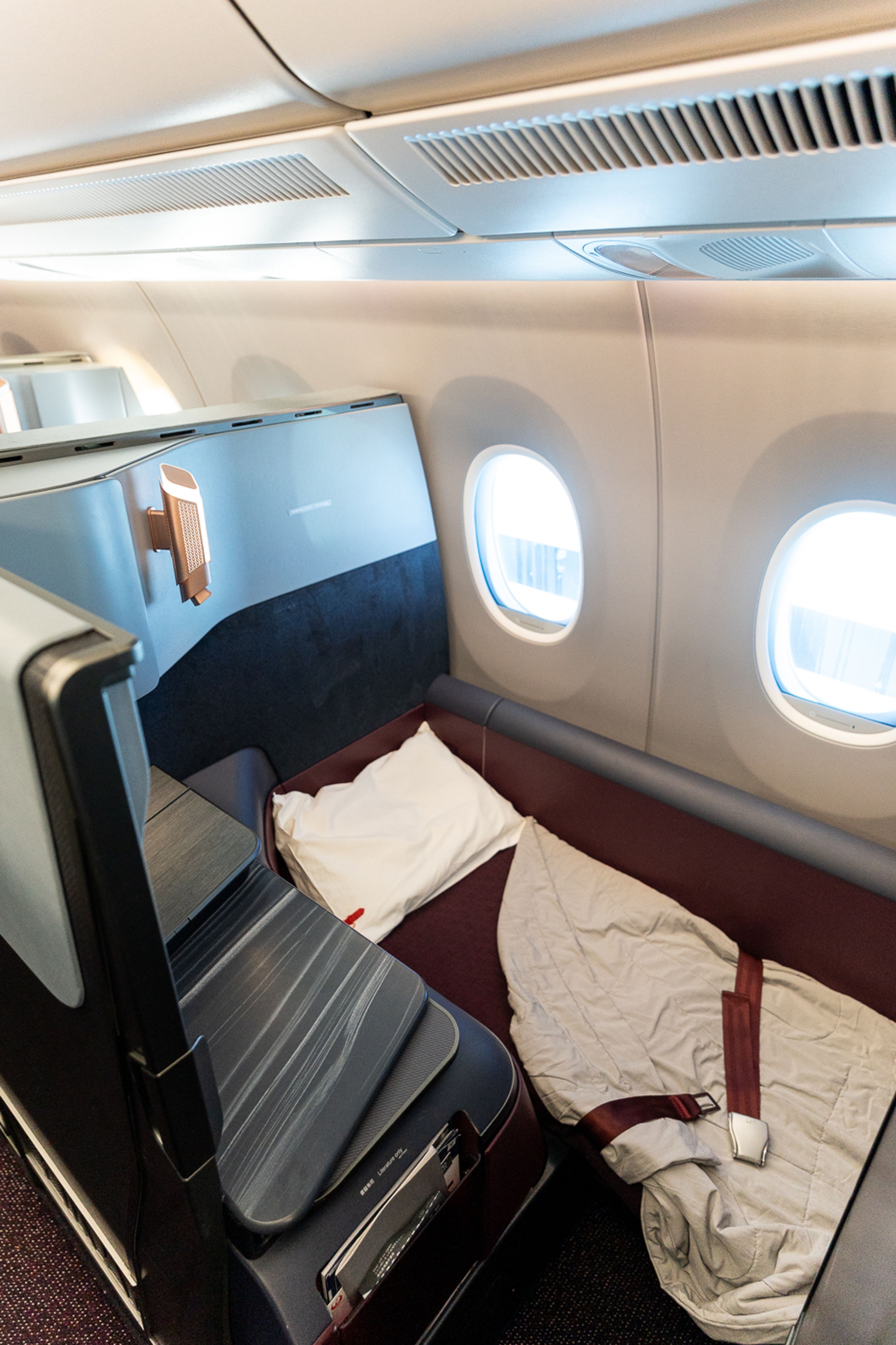 Japan Airlines A350-1000 Business Class Review