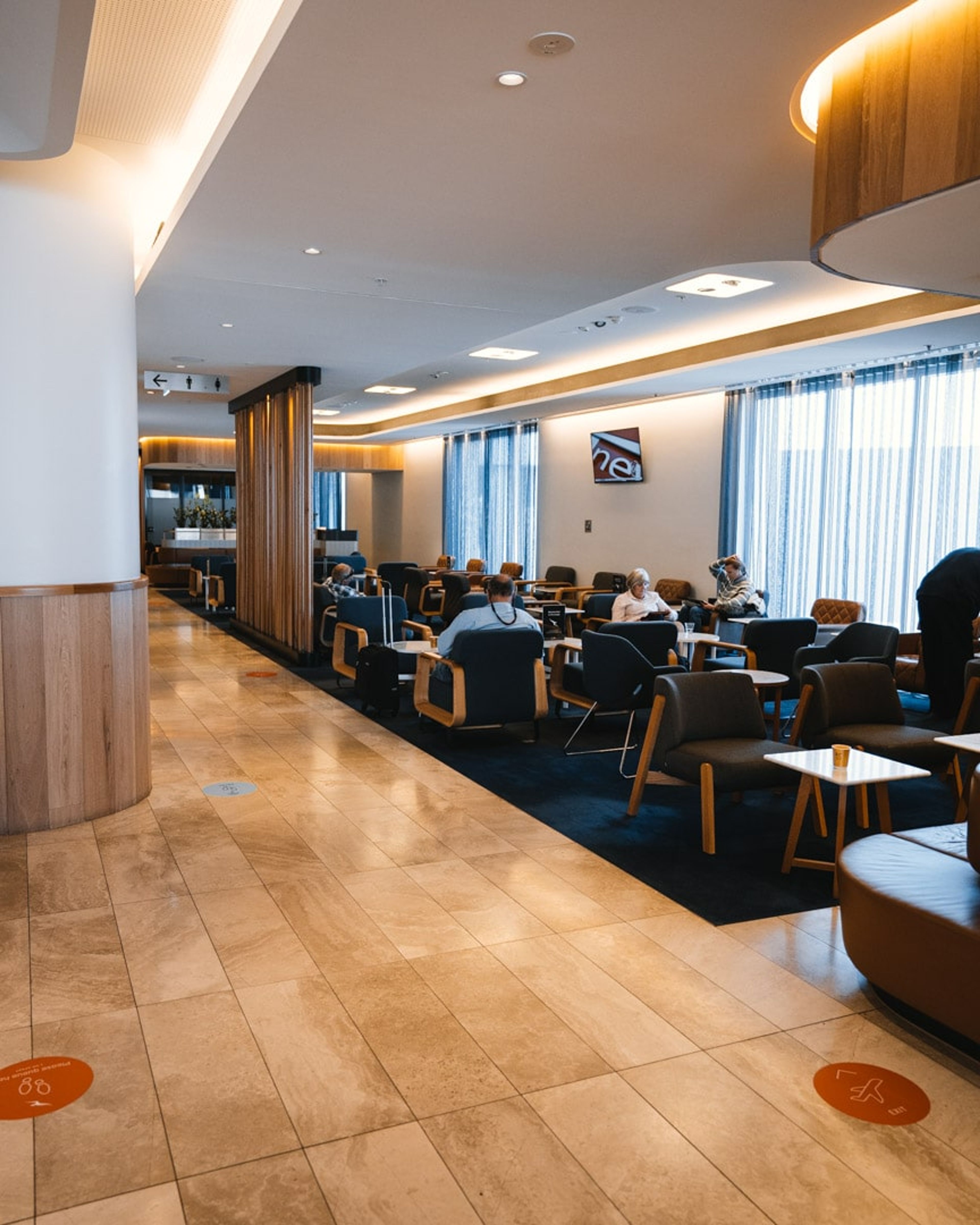 The New Qantas Business Lounge Experience