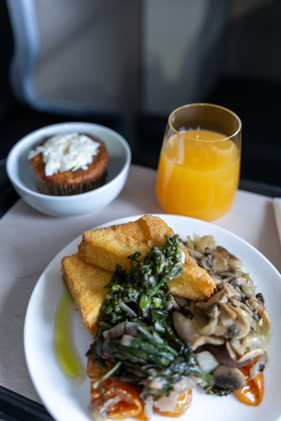 Qantas Airbus A330 Business Class Review