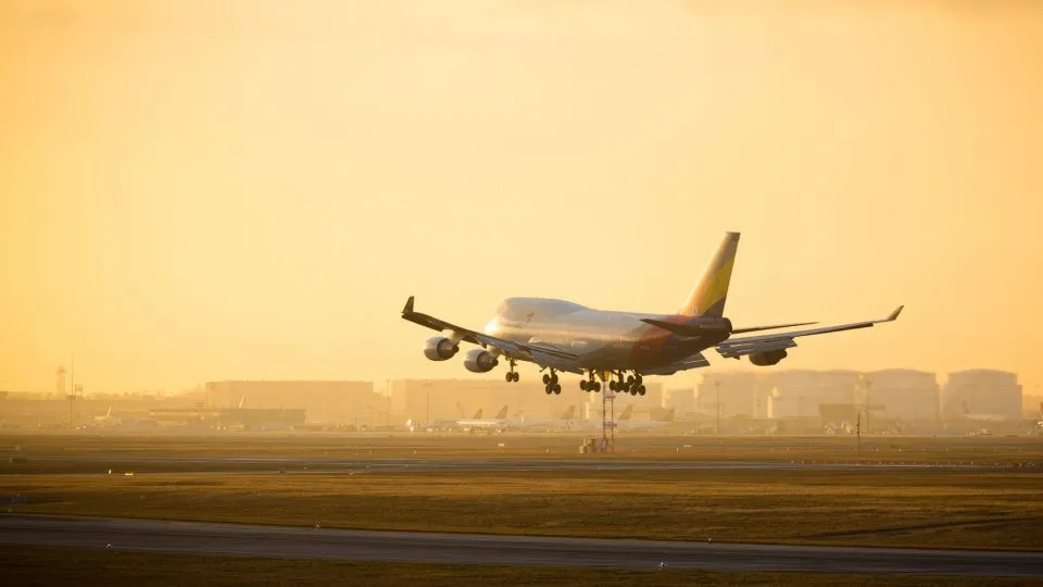 Frequent Flyer Status Extension Ultimate Guide