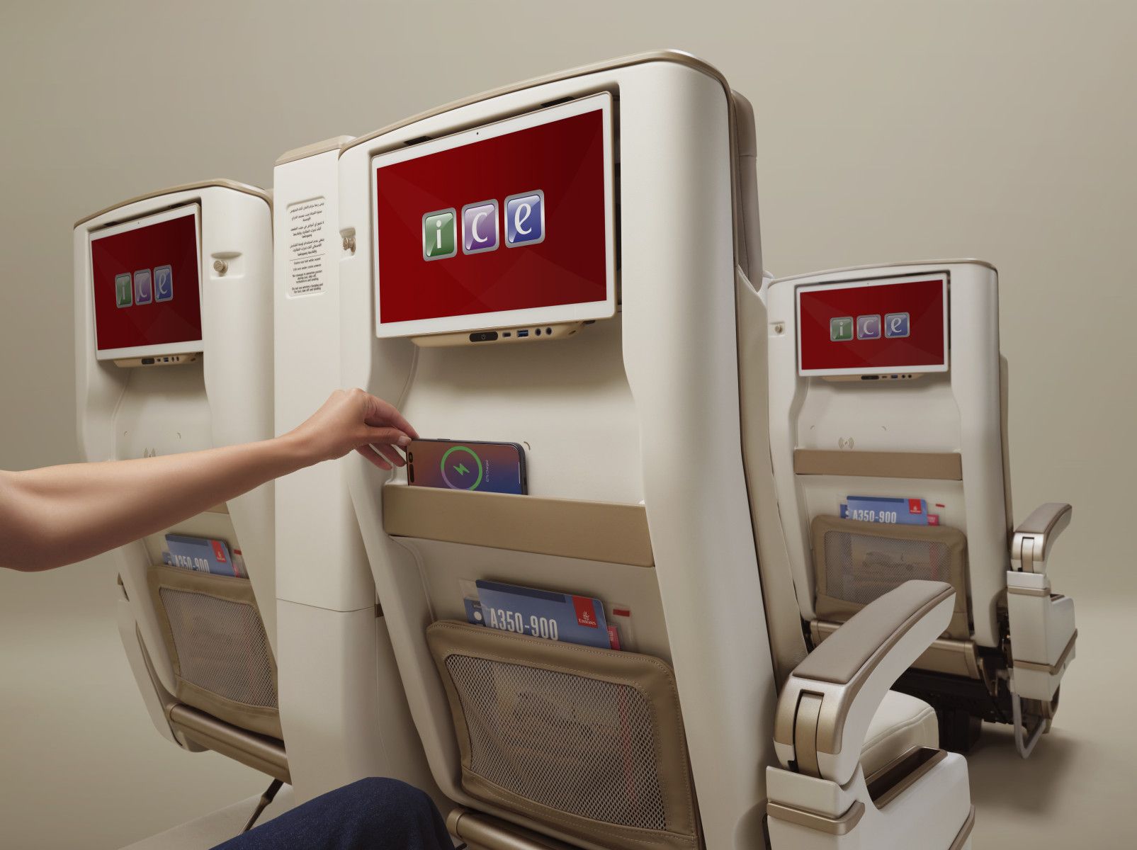 emirates seat back charging