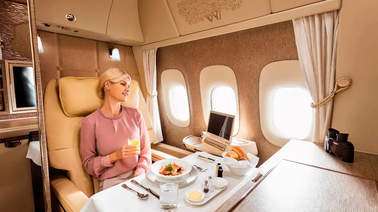 Emirates still allows first class access to Qantas Frequent flyers