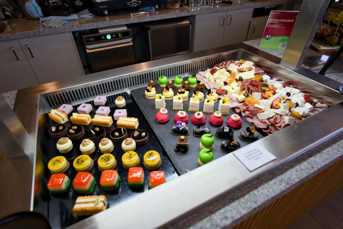 Plaza Premium Adelaide Domestic