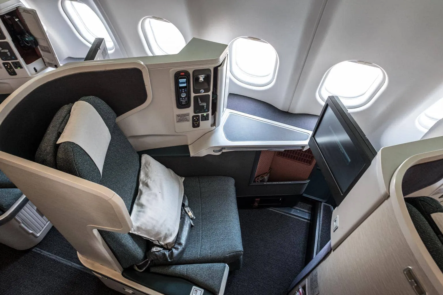 What can you do with 120,000 Qantas Frequent Flyer points? sYDNEY