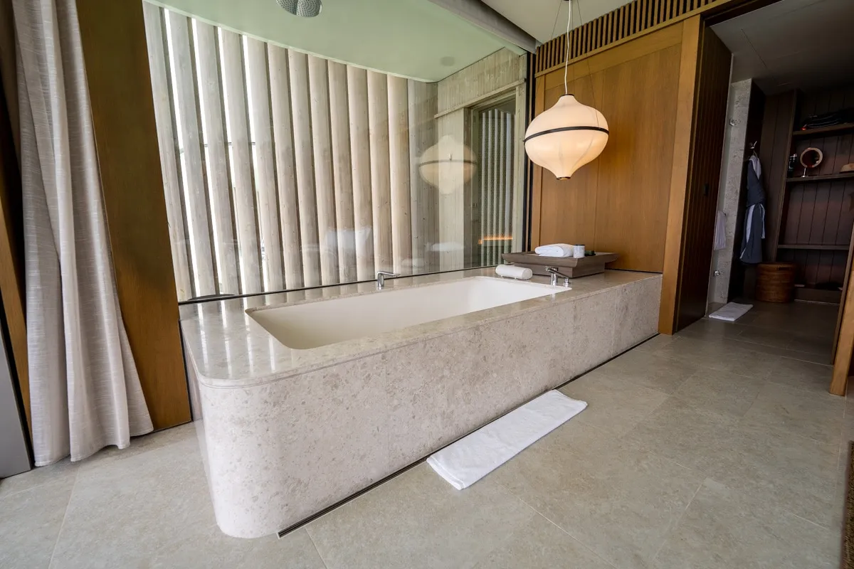 The Ritz-Carlton Maldives, Fari Islands
