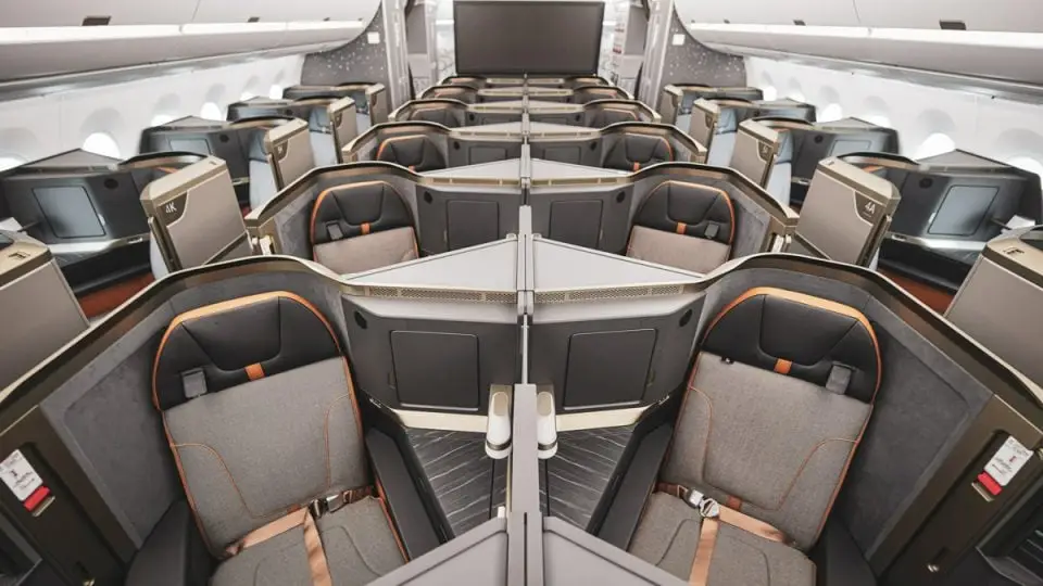Alaska Airlines Partners With STARLUX
