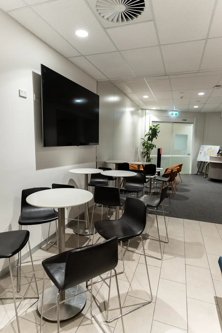 Qantas Club Hobart