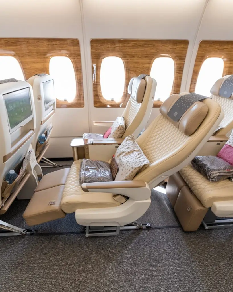 Emirates Premium Economy 3