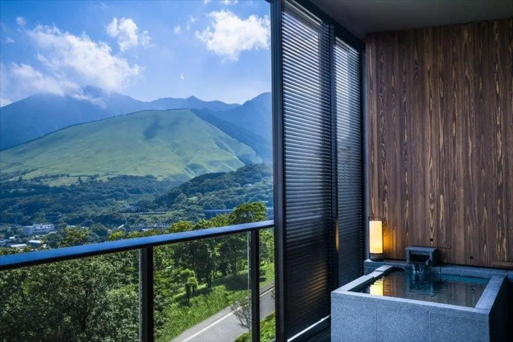 Luxurious InterContinental Hotels Elements