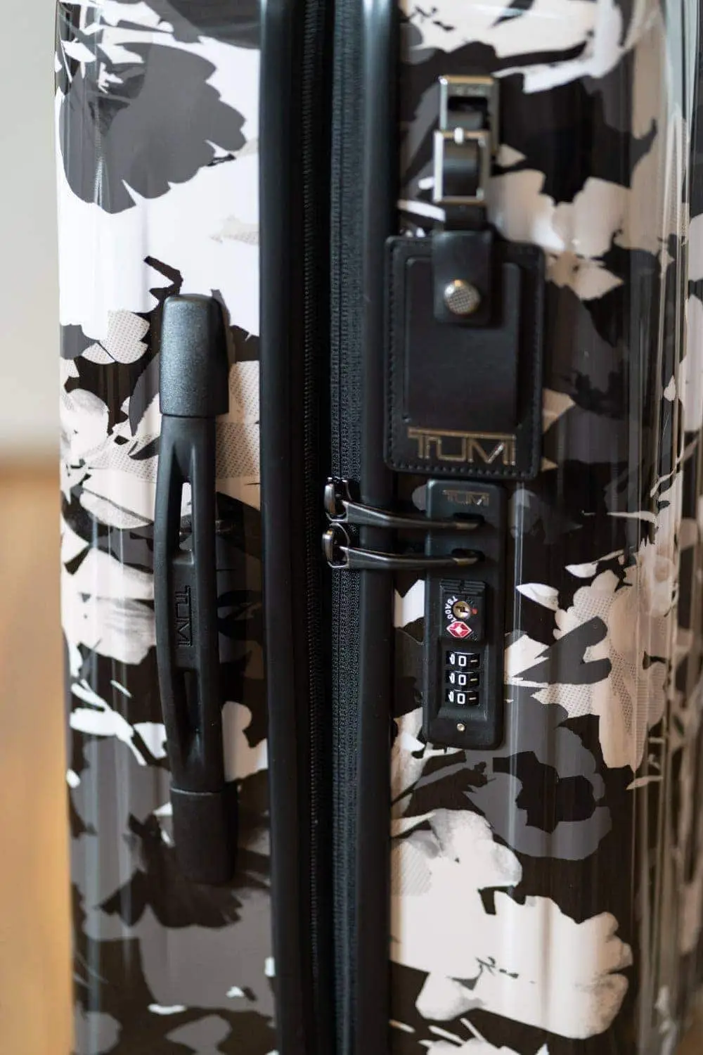 Win this $850 Tumi V3 Suitcase Closure System