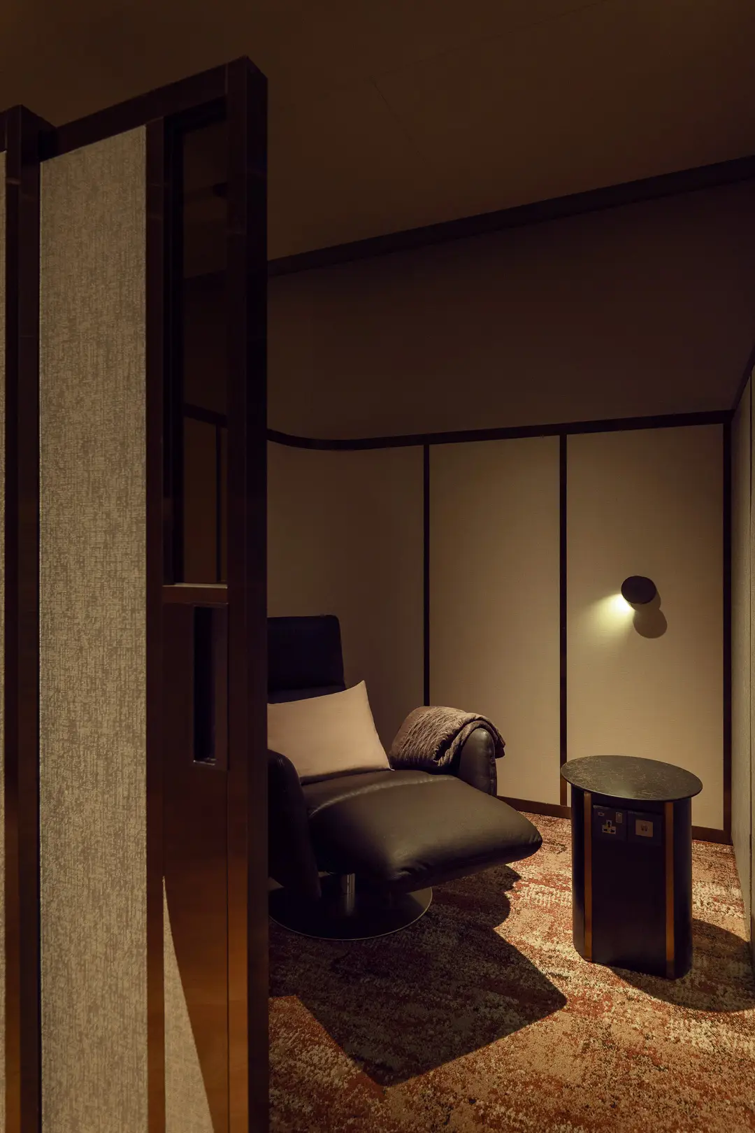 Singapore Airlines SilverKris First Class Lounge T2 Changi resting pods