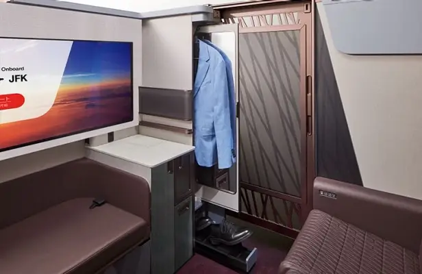 JAL F Clothing Storage