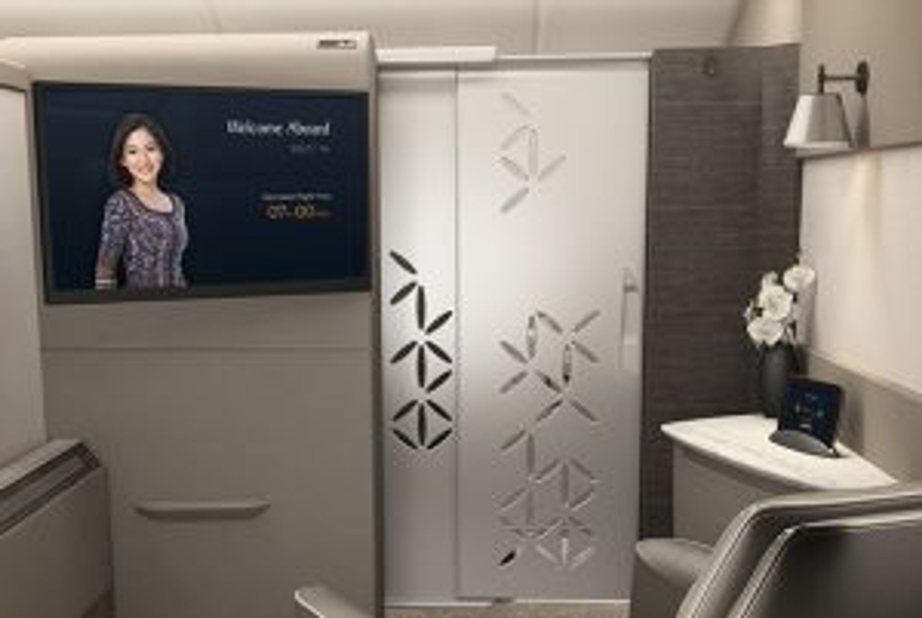 First Look New Singapore Airlines A380 First Class Suites me time