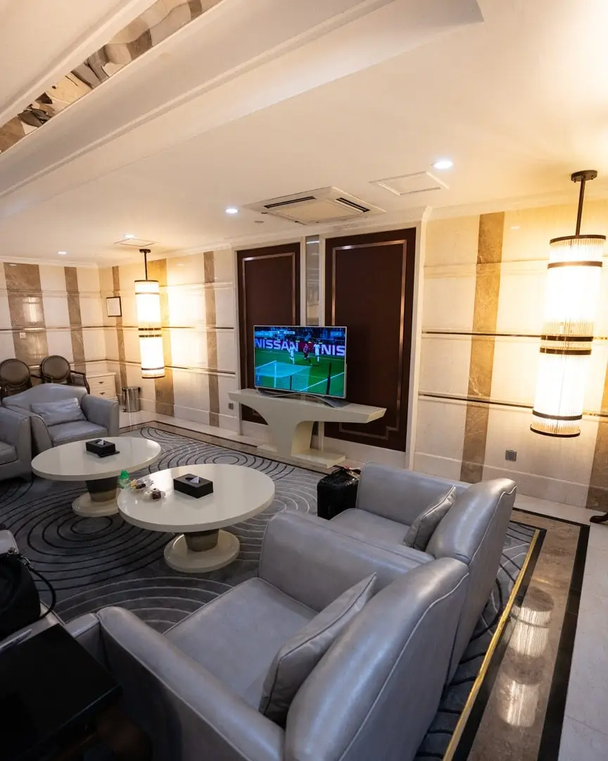 lounge