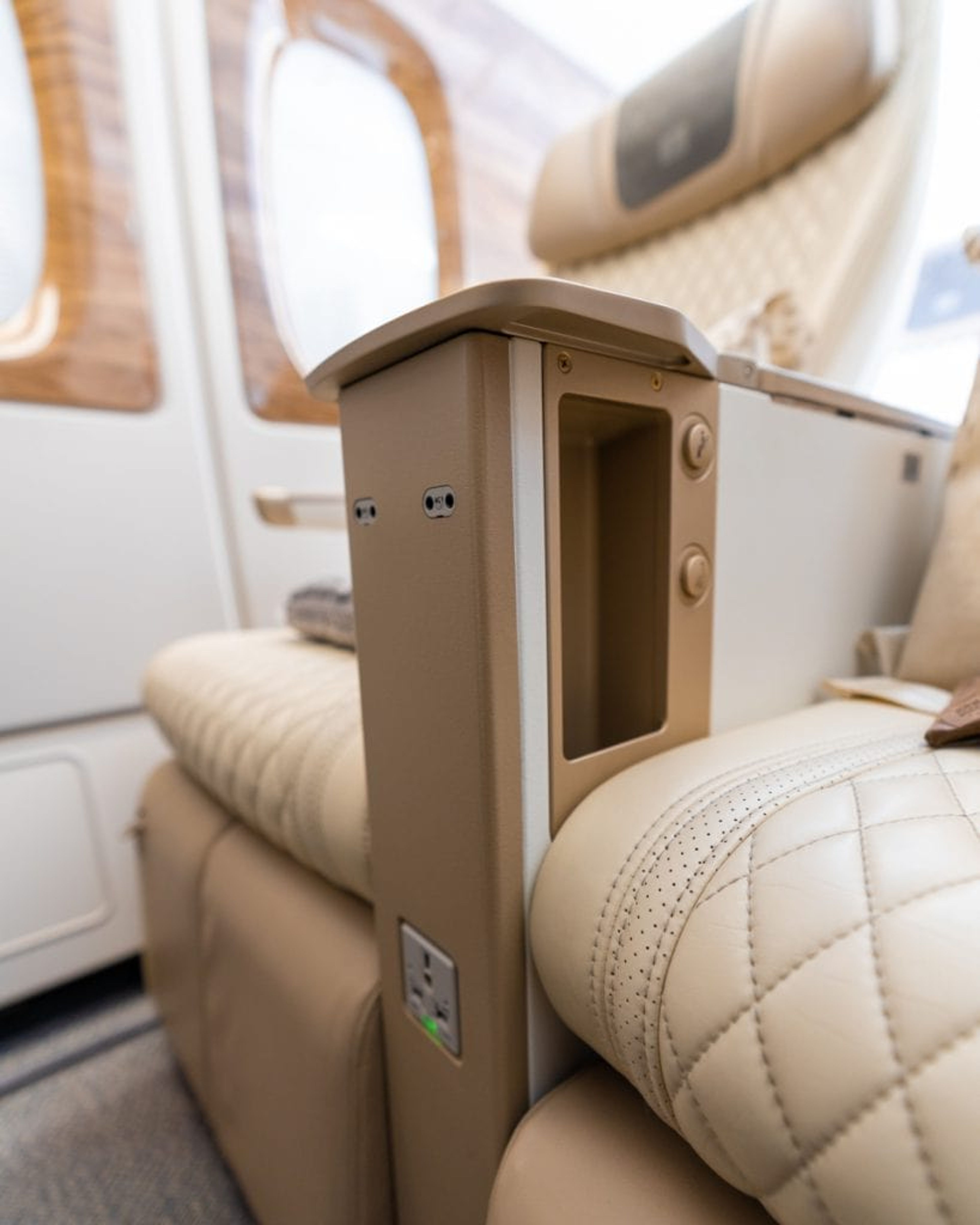 Emirates Premium Economy 5