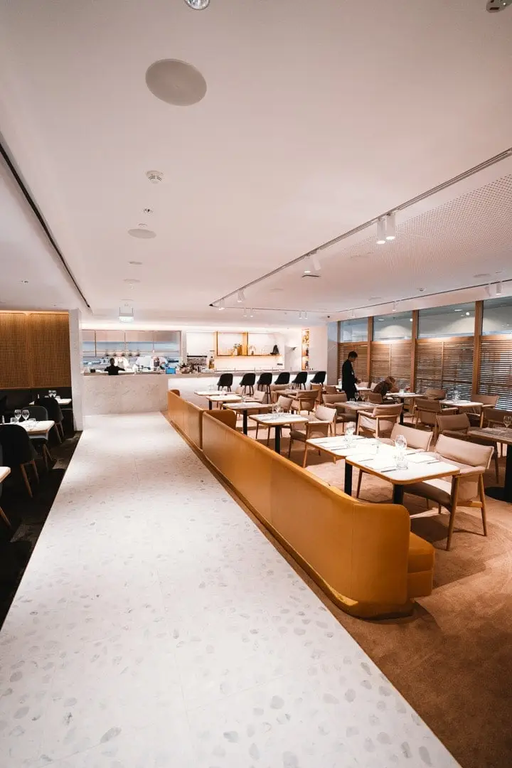 Qantas First Class Lounge Singapore
