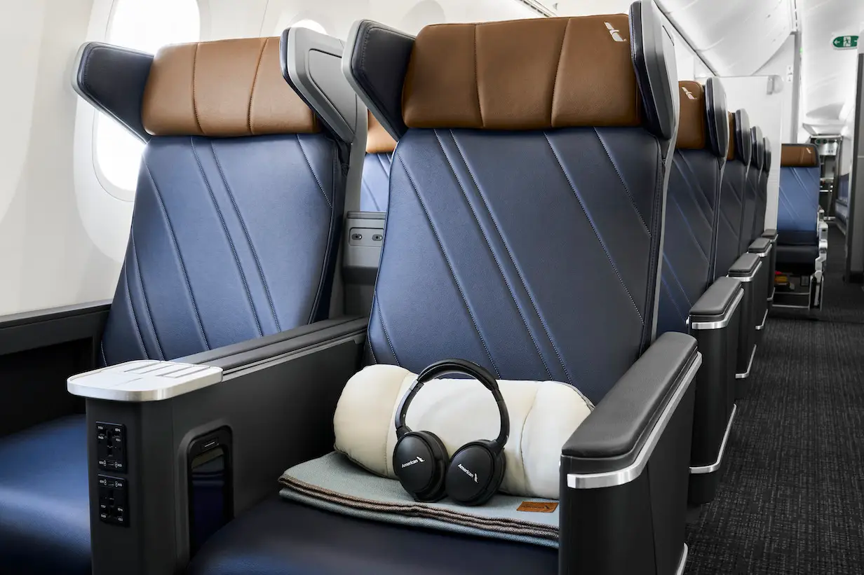 American Airlines B787-9P Premium Economy