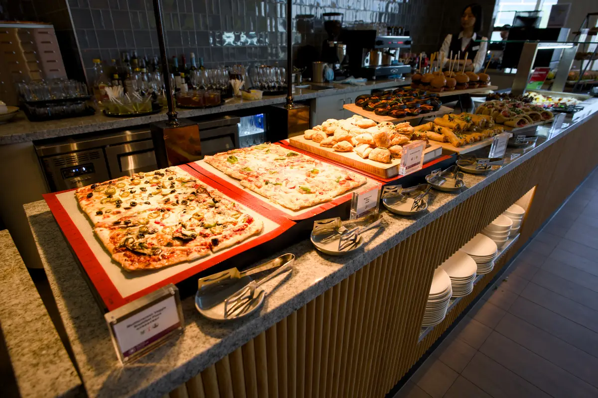 Plaza Premium Adelaide Domestic