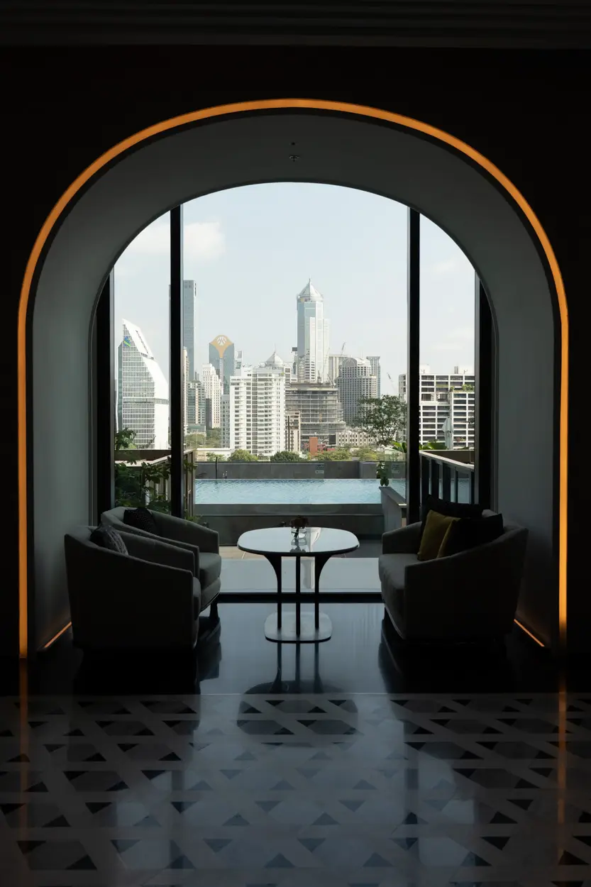 The Ritz Carlton Bangkok lobby