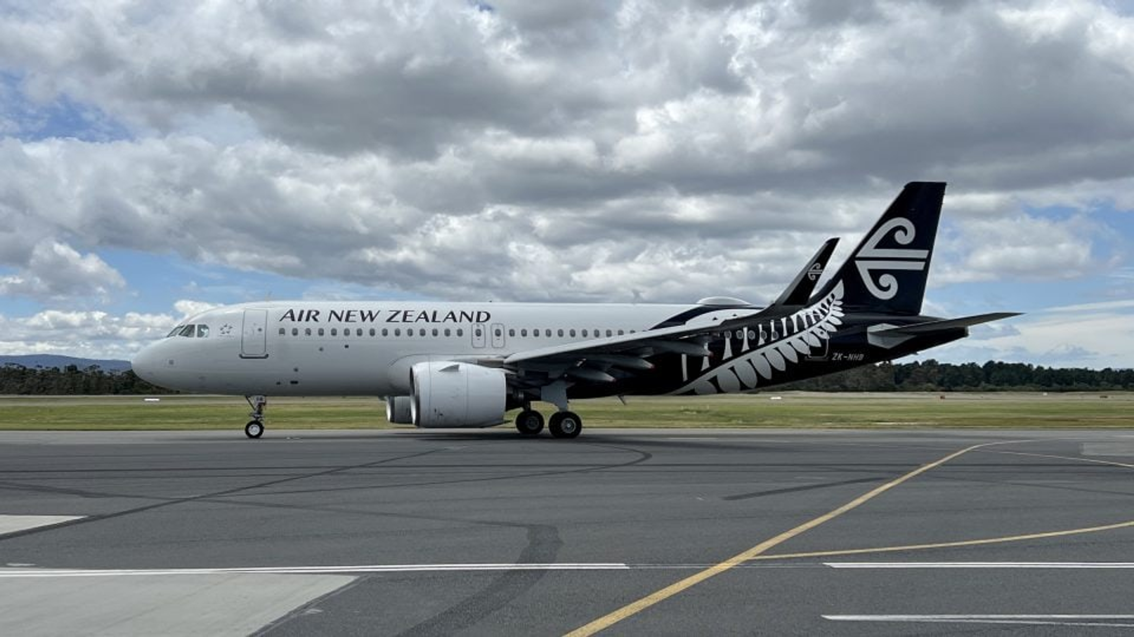 Air New Zealand A320neo Works Deluxe Hobart To Auckland