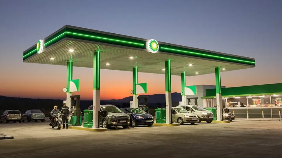 Get 50 Qantas Status Credit With BP Rewards