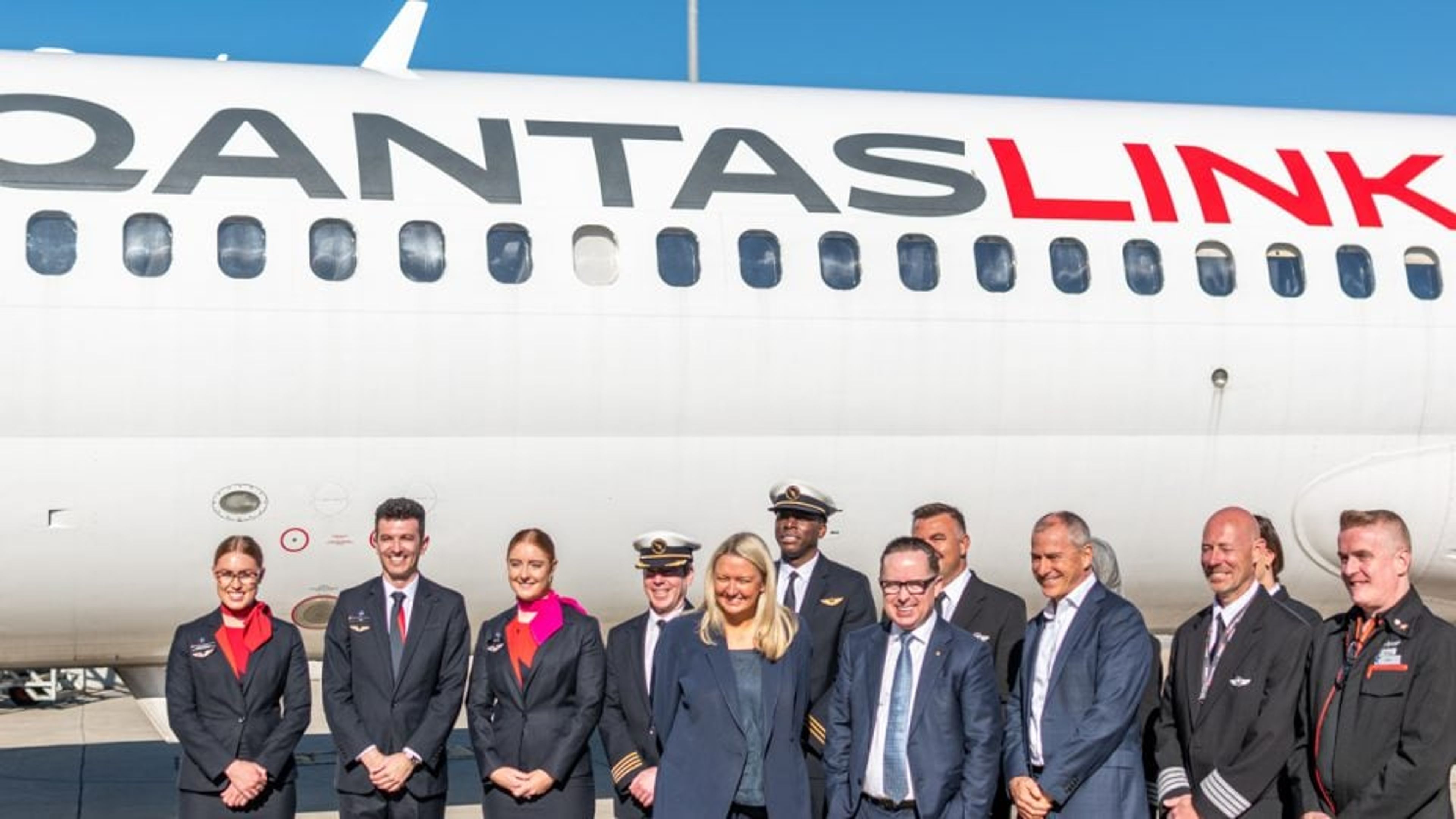 Qantas Farewells Australia’s First B717 And Welcomes New Aircraft